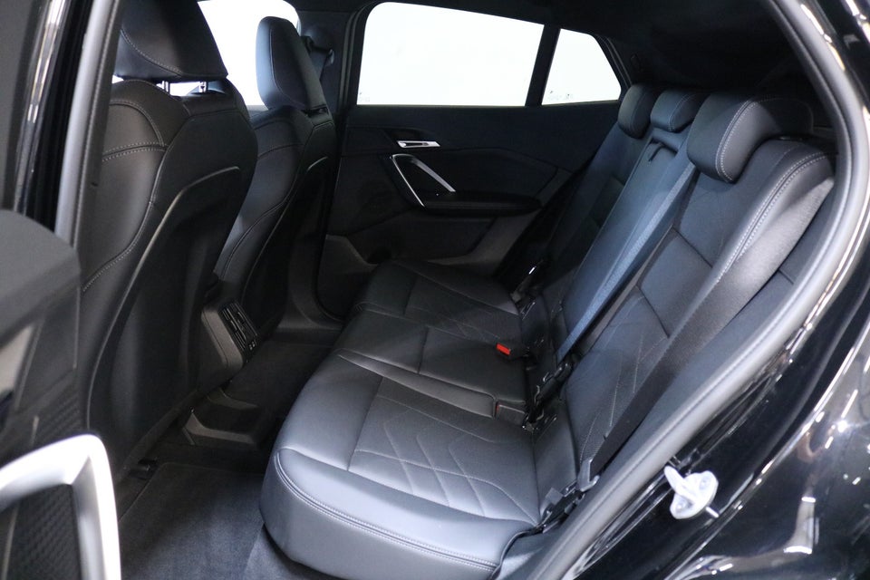 BMW iX2 eDrive20 M-Sport Premium 5d