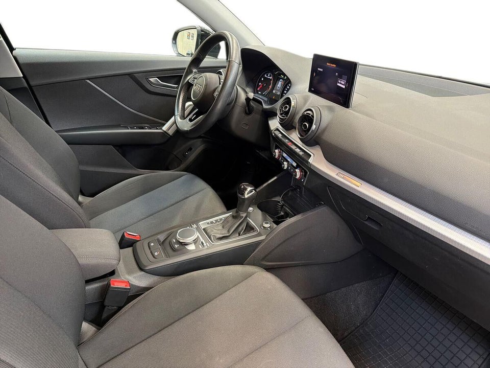 Audi Q2 35 TFSi Prestige S-tr. 5d