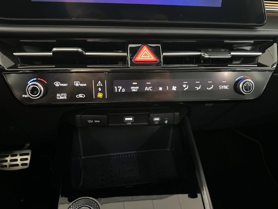 Kia Niro 64 EV Upgrade 5d