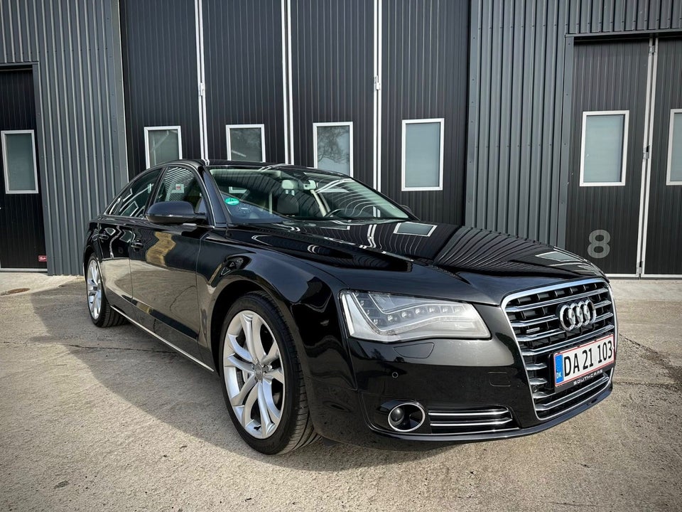Audi A8 3,0 TDi 250 quattro Tiptr. 4d