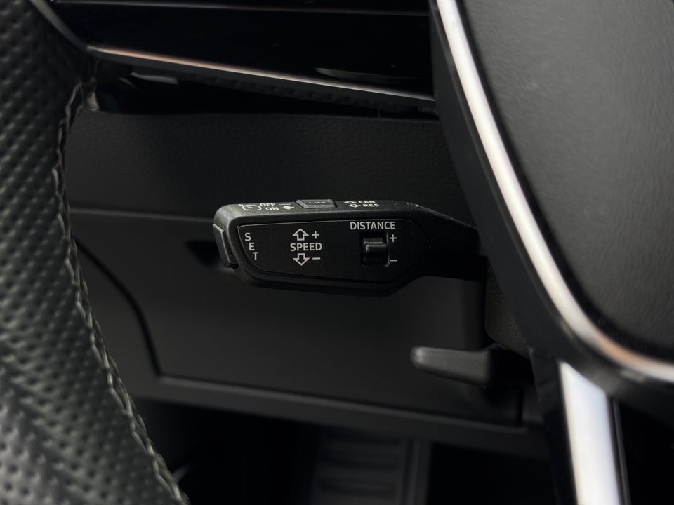 Audi e-tron 55 S-line Sportback quattro 5d