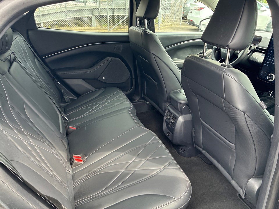 Ford Mustang Mach-E 75 Standard Range 5d