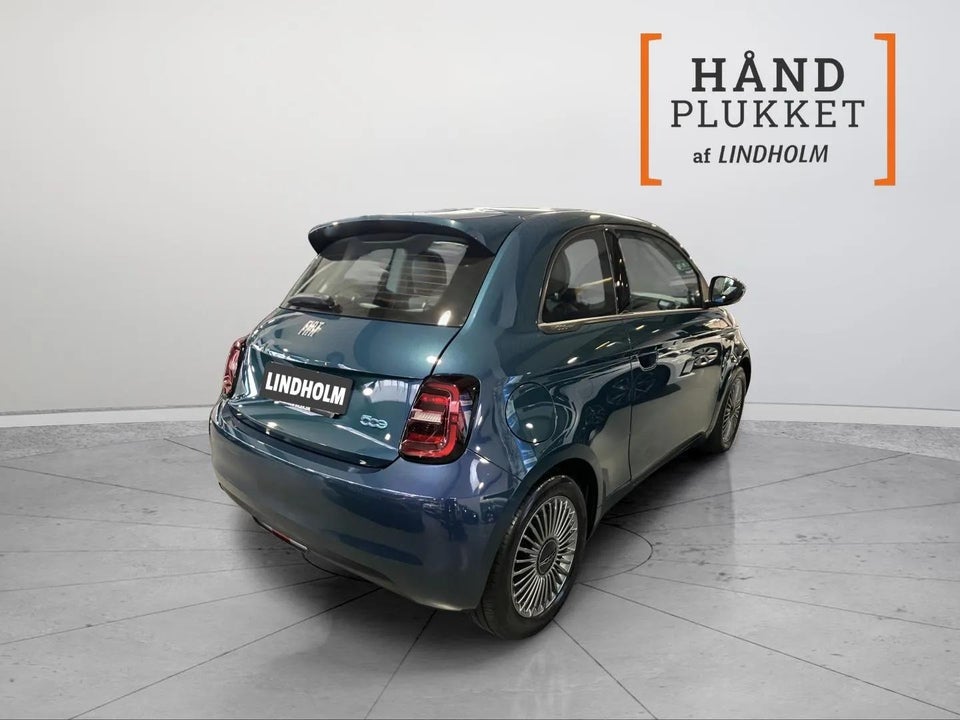 Fiat 500e 42 Icon 3d