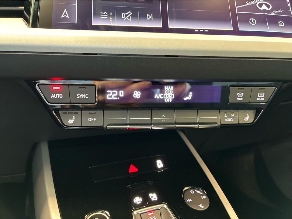 Audi Q4 e-tron 50 Attitude quattro 5d