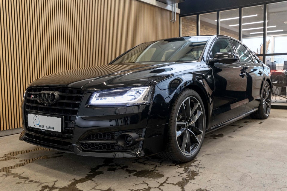 Audi S8 4,0 TFSi quattro Tiptr. 4d