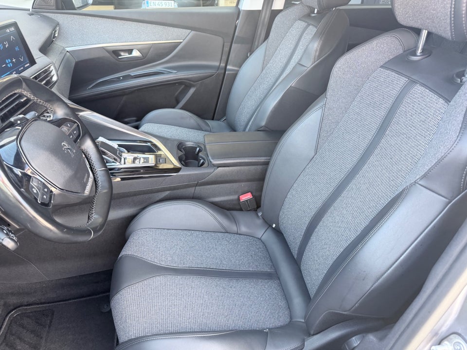 Peugeot 5008 1,5 BlueHDi 130 Allure EAT8 7prs 5d