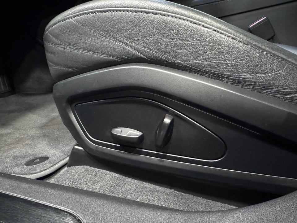 Audi e-tron GT quattro 4d