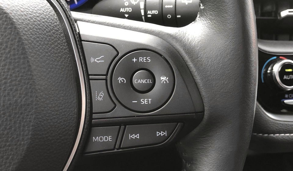 Toyota Corolla 1,8 Hybrid Active Premium Touring Sports MDS 5d