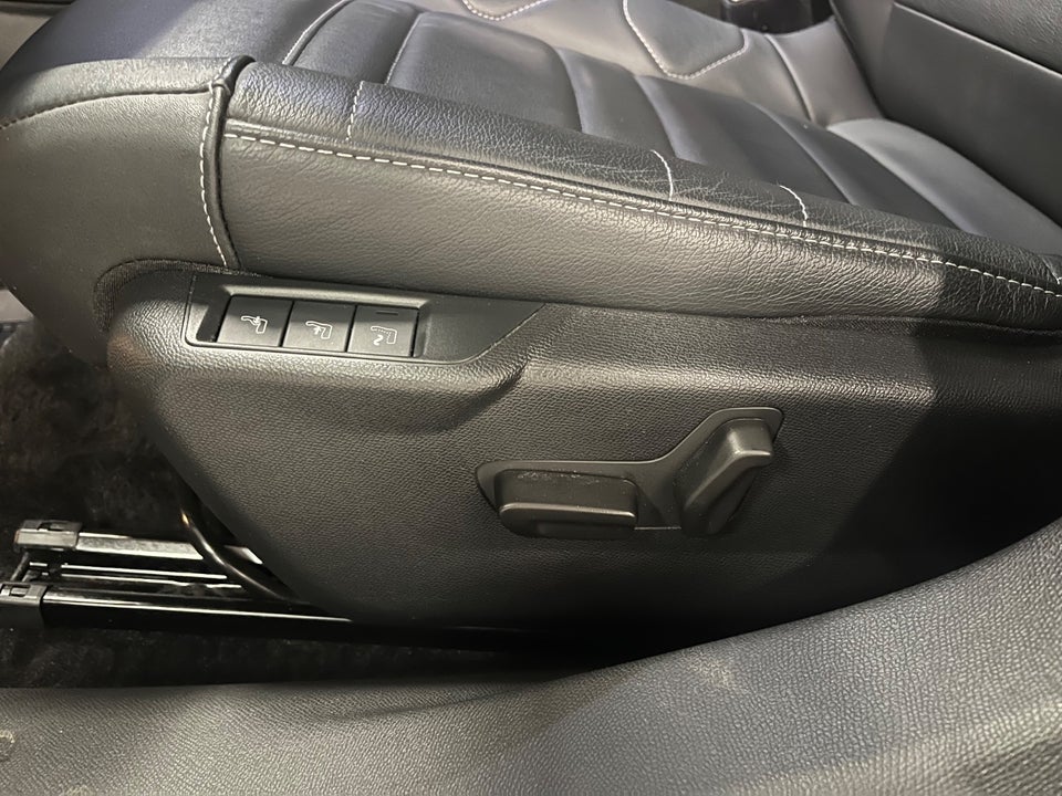 Citroën ë-C4 X 50 Palais Sky 4d