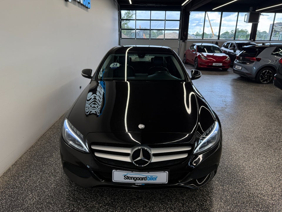 Mercedes C200 2,0 Avantgarde aut. 4d