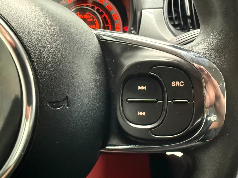 Fiat 500C 0,9 TwinAir 80 Lounge 2d