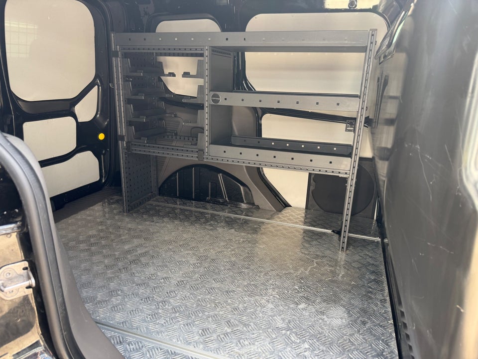 Ford Transit Connect 1,5 EcoBlue Active kort