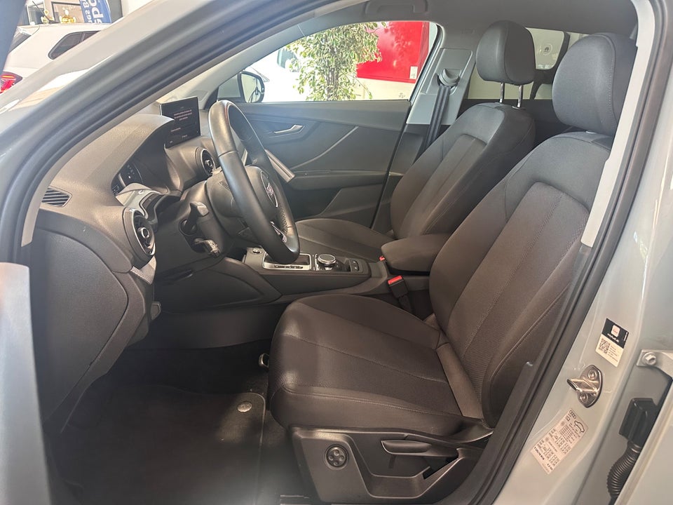 Audi Q2 35 TFSi Prestige S-tr. Van 5d