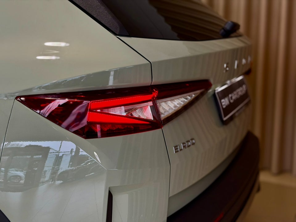 Skoda Elroq 60 iV Loft 5d