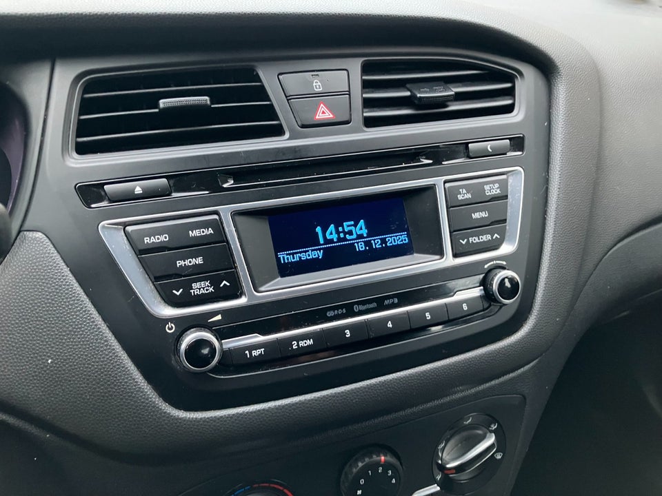 Hyundai i20 1,25 Trend 5d