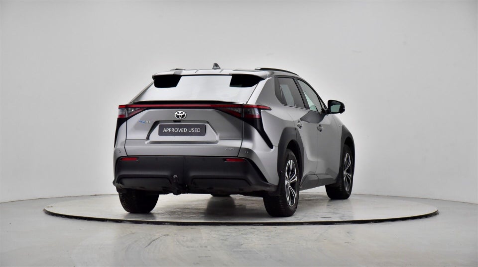 Toyota bZ4X Prestige AWD 5d