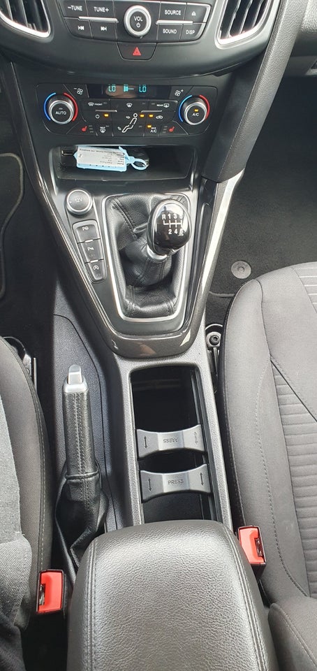 Ford Focus 1,0 SCTi 125 Titanium stc. 5d