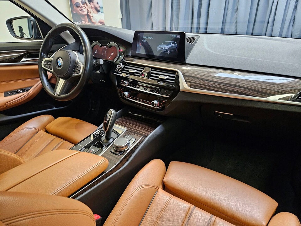 BMW 520d 2,0 Touring Connected aut. 5d