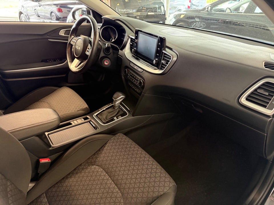 Kia Ceed 1,6 CRDi mHEV Prestige SW DCT 5d