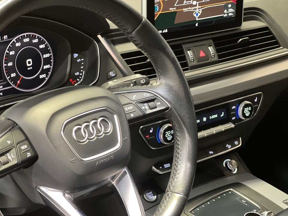 Audi Q5 2,0 TDi 190 S-line quattro 5d