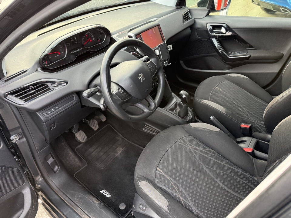 Peugeot 208 1,6 e-HDi 92 Active 5d