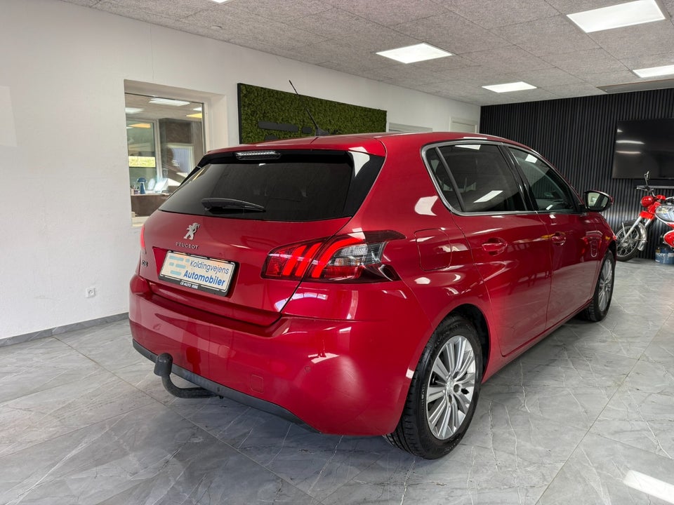 Peugeot 308 1,5 BlueHDi 130 Infinity 5d