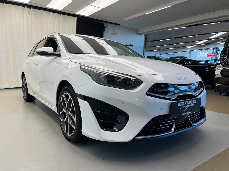 Kia Ceed 1,6 PHEV Upgrade SW DCT 5d