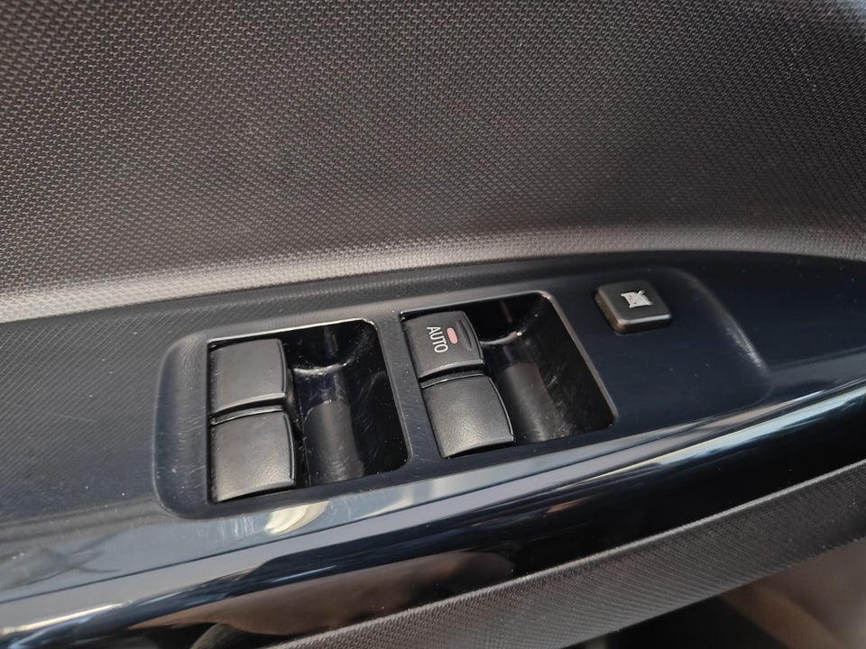 Mitsubishi Space Star 1,2 Intense 5d