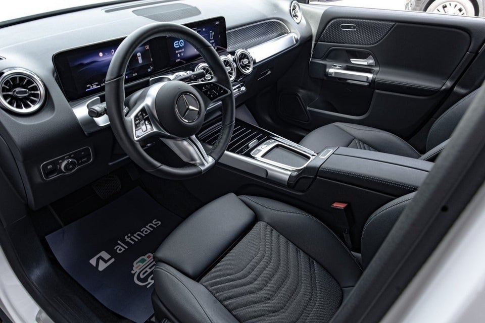 Mercedes EQB300 Progressive 4Matic 5d