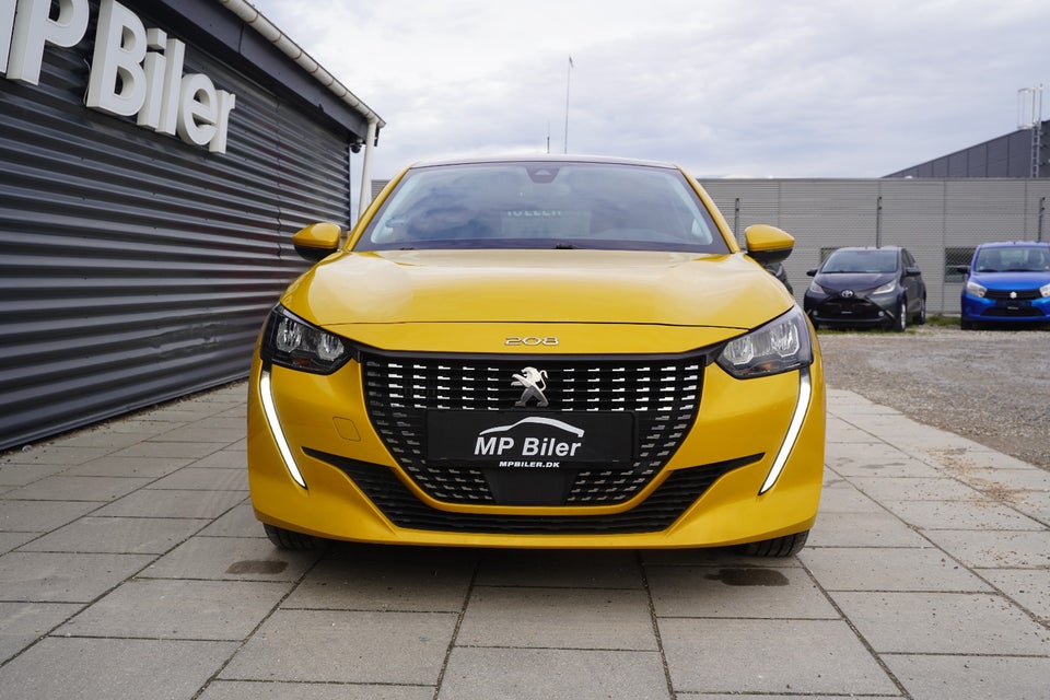 Peugeot 208 1,2 PureTech 100 Allure Sky 5d