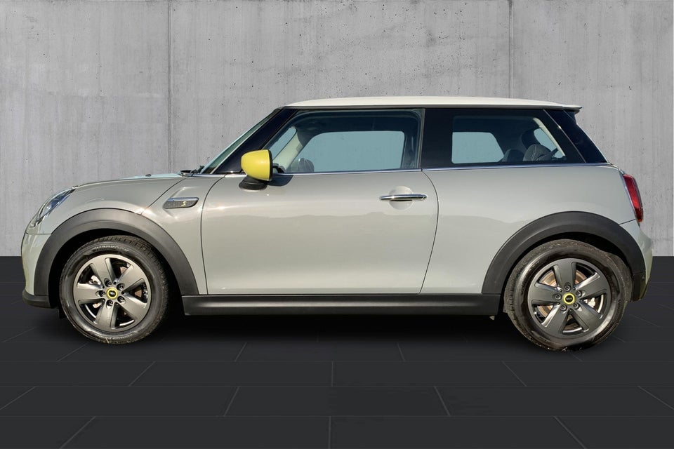 MINI Cooper SE Classic Trim 3d