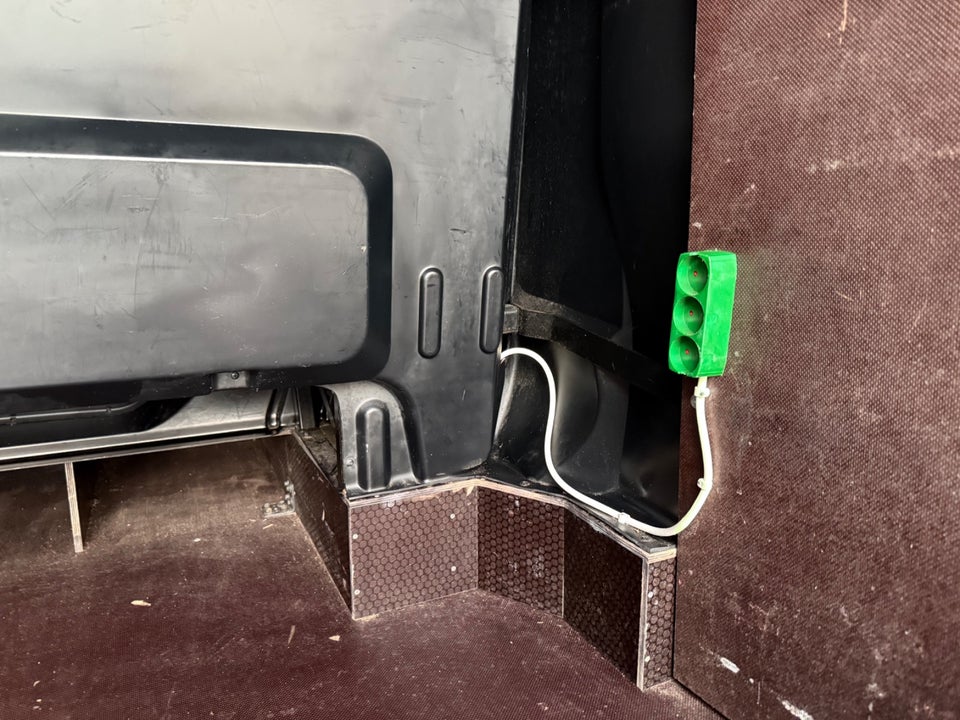 Renault Master IV T35 2,3 dCi 180 L3 Mandskabsvogn m/lad