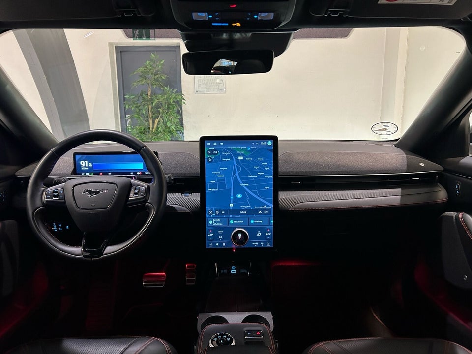 Ford Mustang Mach-E 70 Premium Standard Range AWD 5d