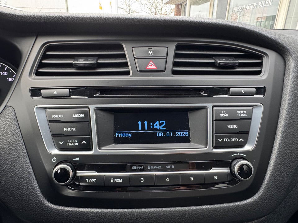 Hyundai i20 1,25 Trend 5d