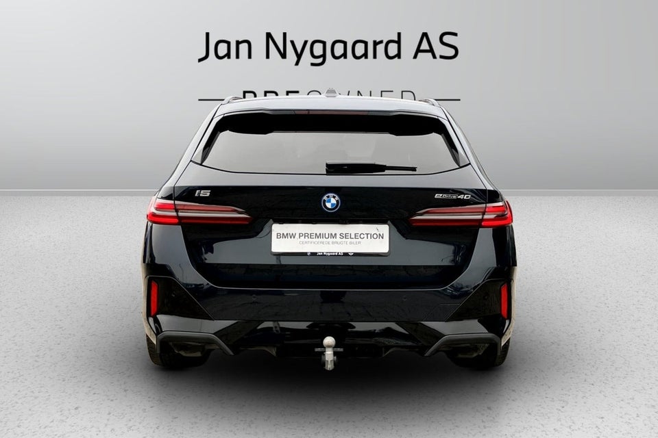 BMW i5 eDrive40 Touring Supercharged 5d