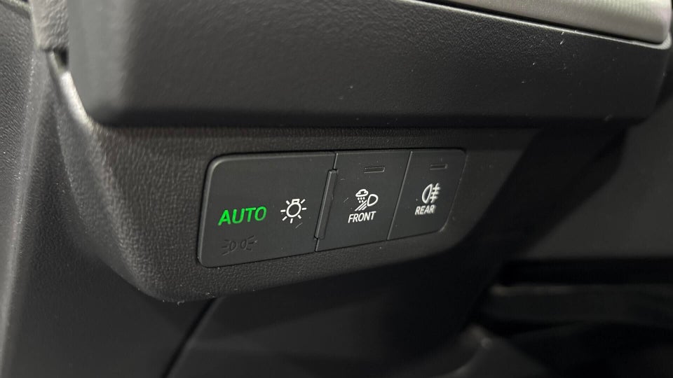 Audi Q4 e-tron 40 Attitude 5d