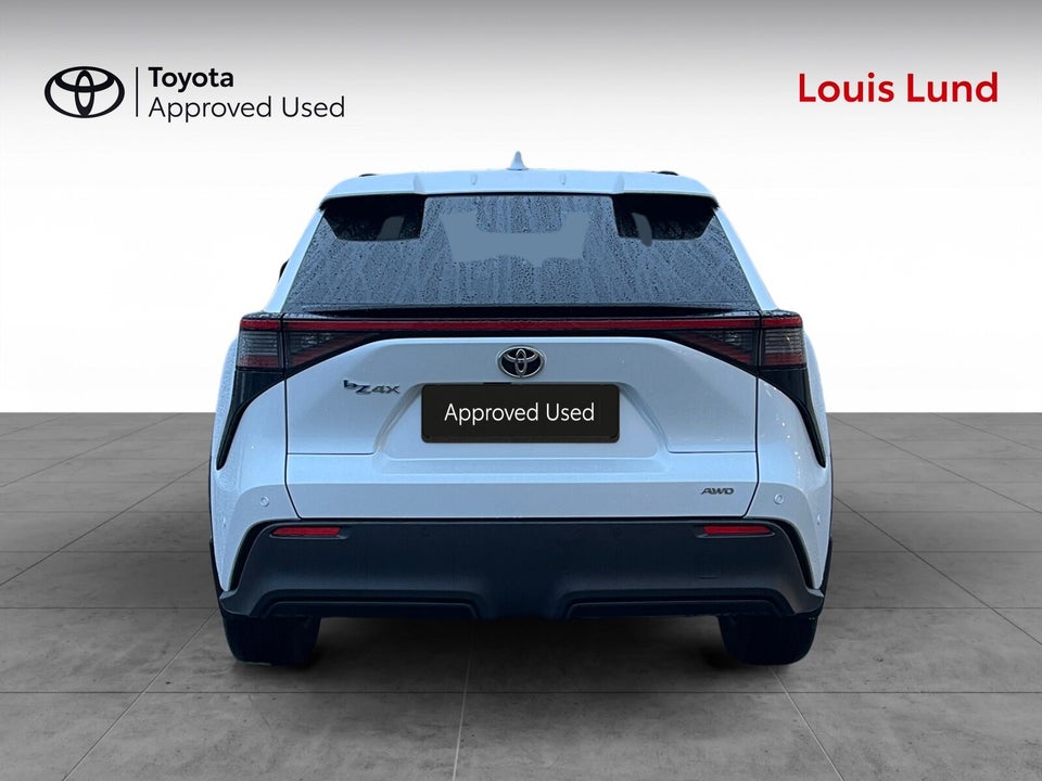 Toyota bZ4X Executive AWD 5d