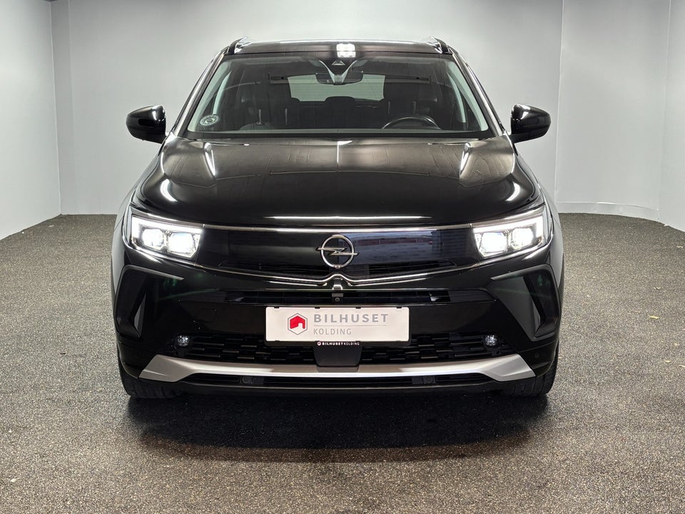 Opel Grandland 1,6 Hybrid Ultimate aut. 5d