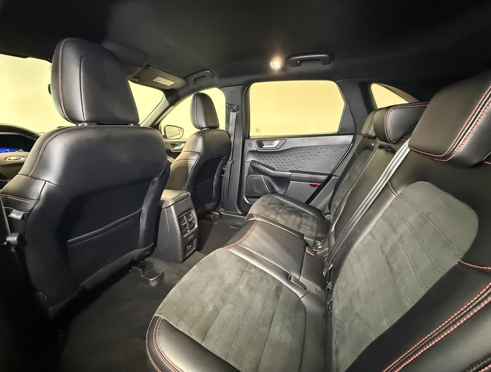 Ford Kuga 2,5 PHEV ST-Line X CVT 5d