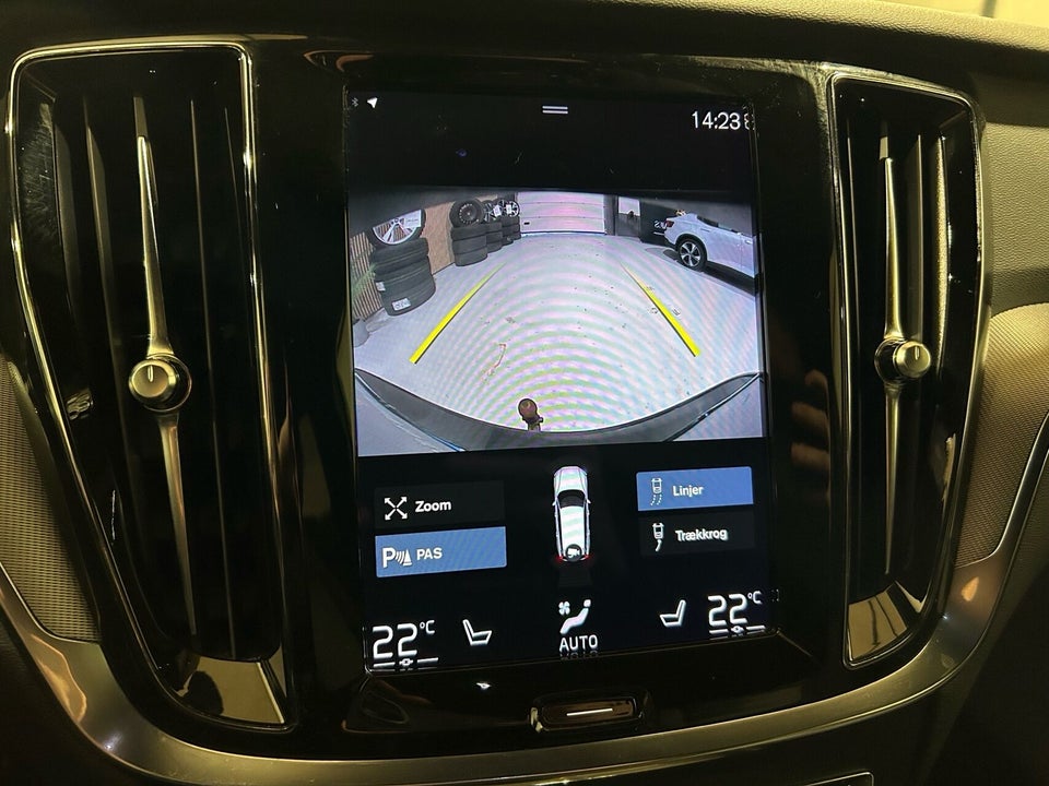 Volvo V60 2,0 B4 197 R-Design aut. 5d