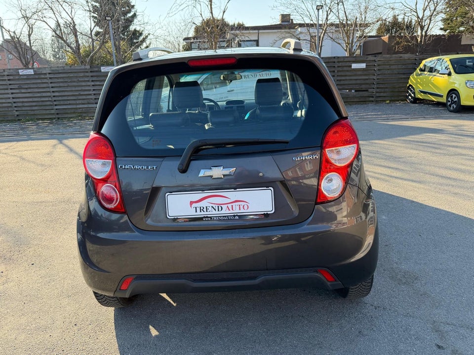 Chevrolet Spark 1,0 LT 5d