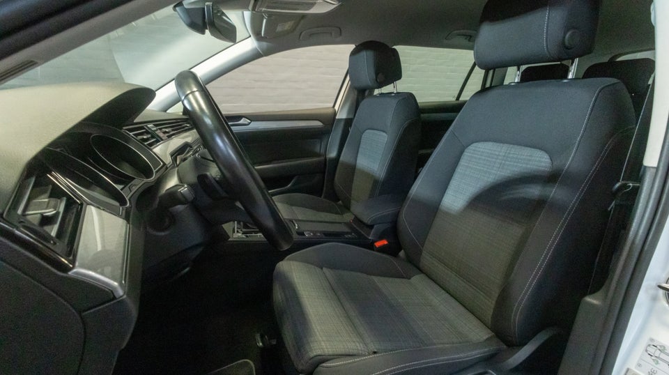 VW Passat 2,0 TDi 122 Business Variant DSG 5d