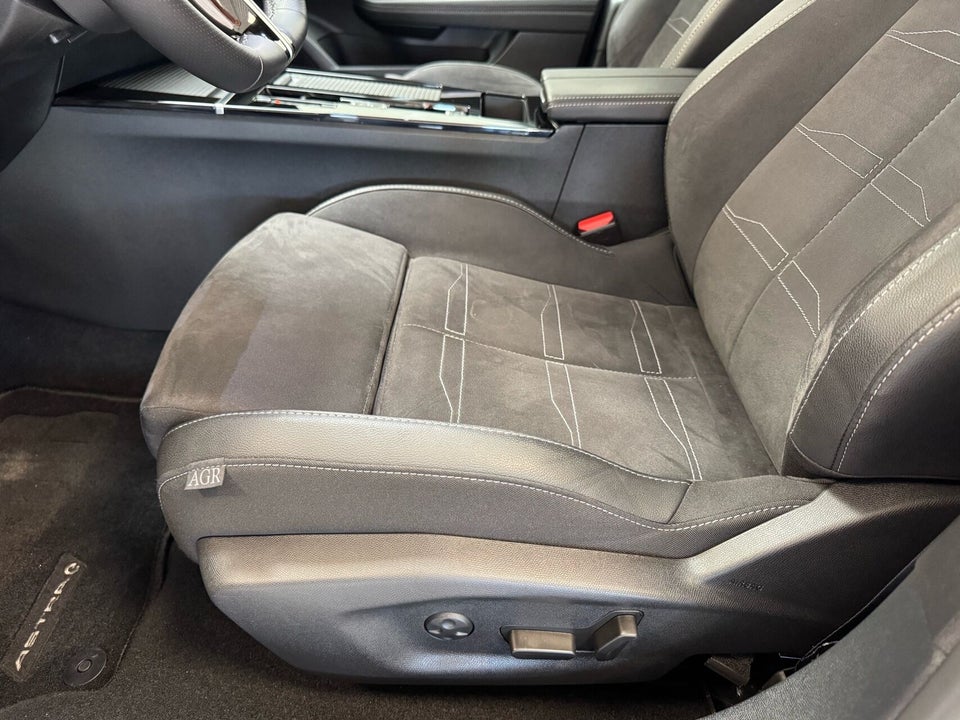 Opel Astra-e 54 GS Sports Tourer 5d
