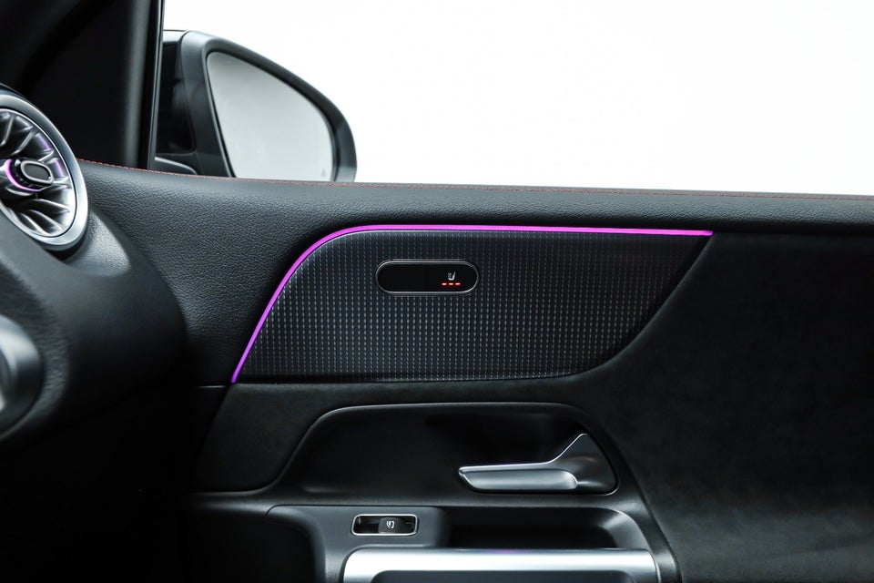 Mercedes EQB350 AMG Line 4Matic 5d