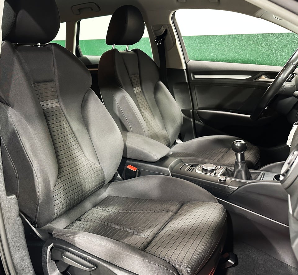 Audi A3 1,4 TFSi 150 Ambition Sportback 5d