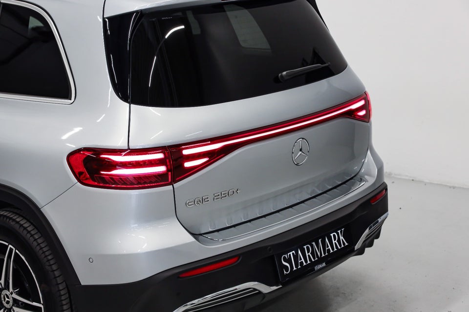 Mercedes EQB250+ AMG Advance 5d