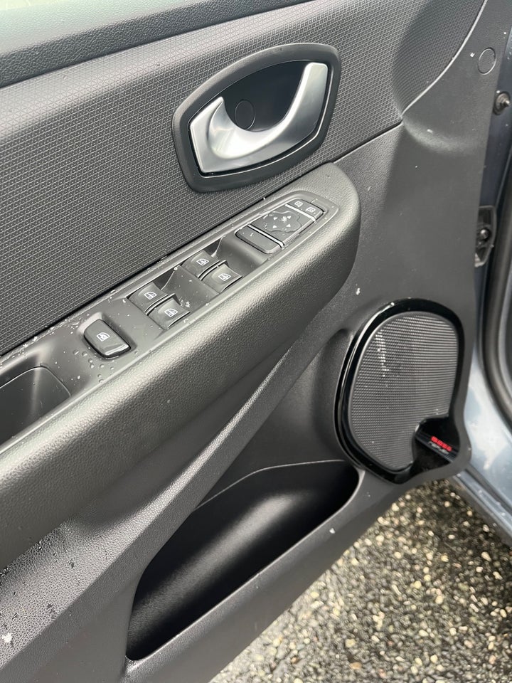 Renault Clio IV 0,9 TCe 90 Business Sport Tourer 5d