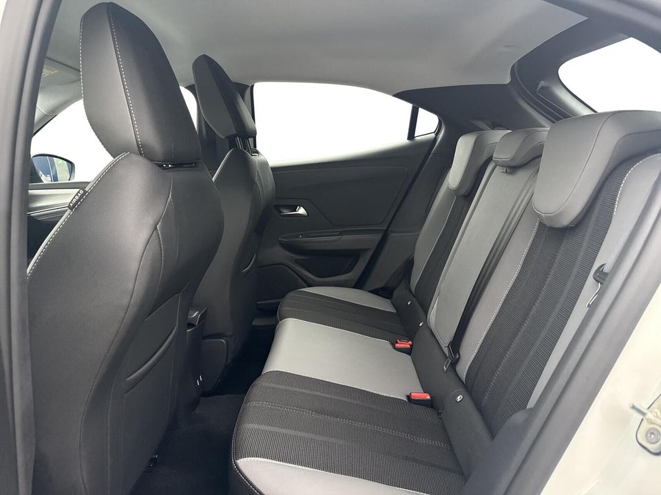 Opel Mokka-e 50 Elegance 5d