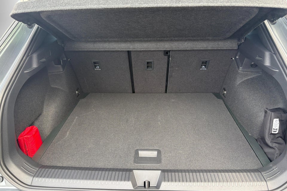 VW T-Roc 1,5 eTSi 150 R-line DSG 5d