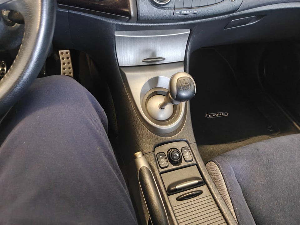 Honda Civic 1,8 Sport 5d